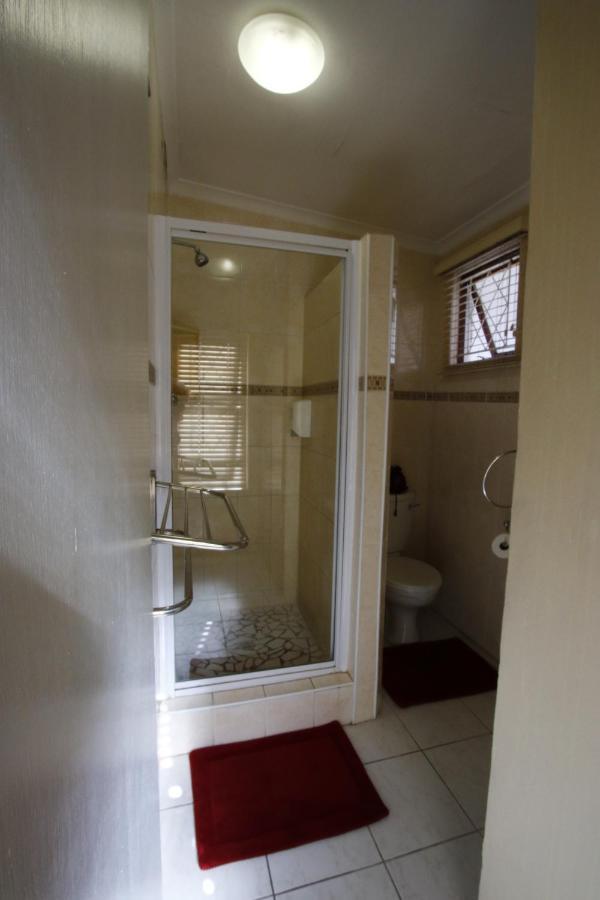 Bluewater Guesthouse Port Elizabeth Buitenkant foto